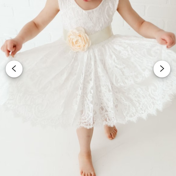 Flower girl dress - Picture 3 of 4